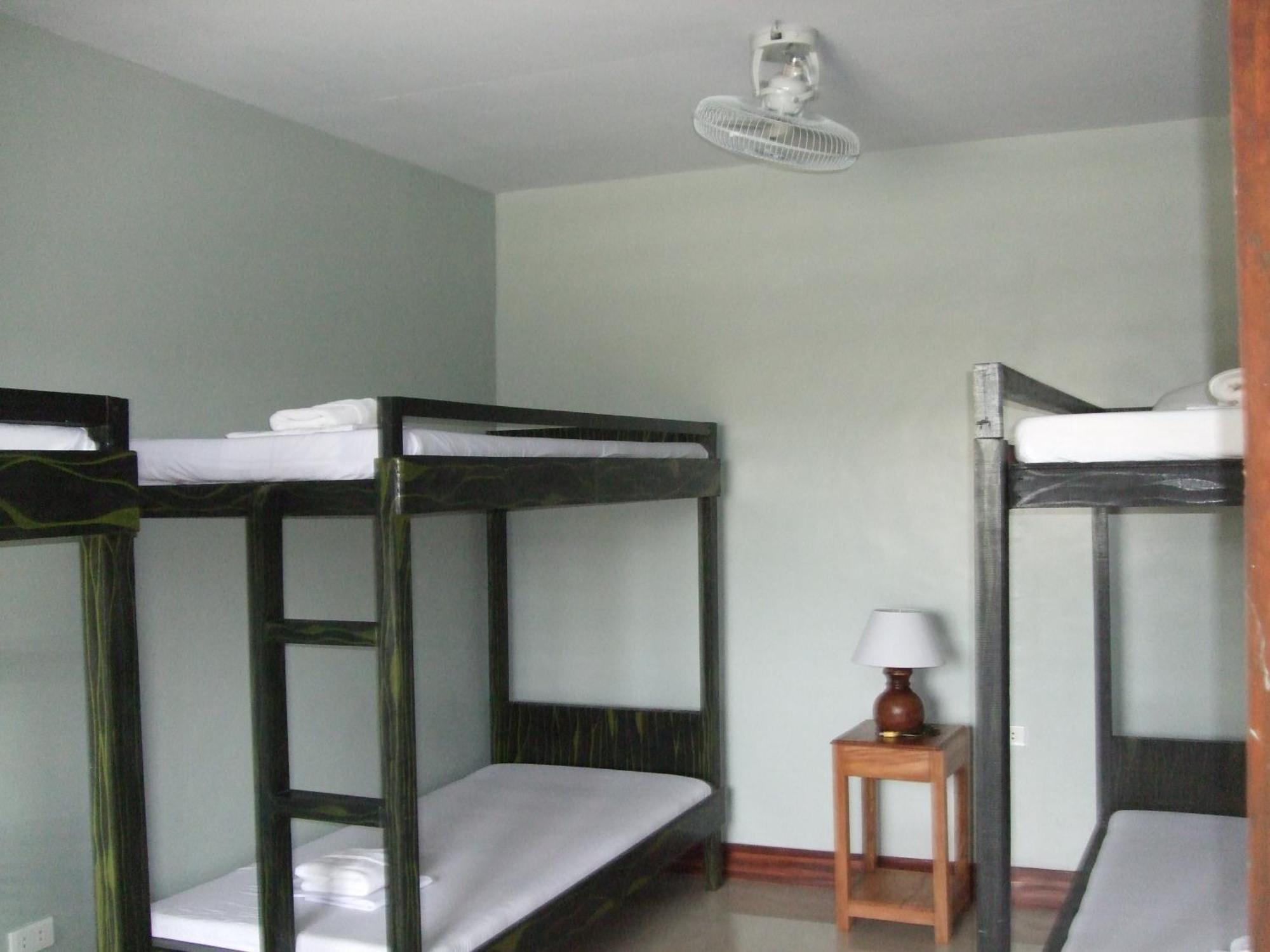 Calicoan Villa Sarog Szoba fotó